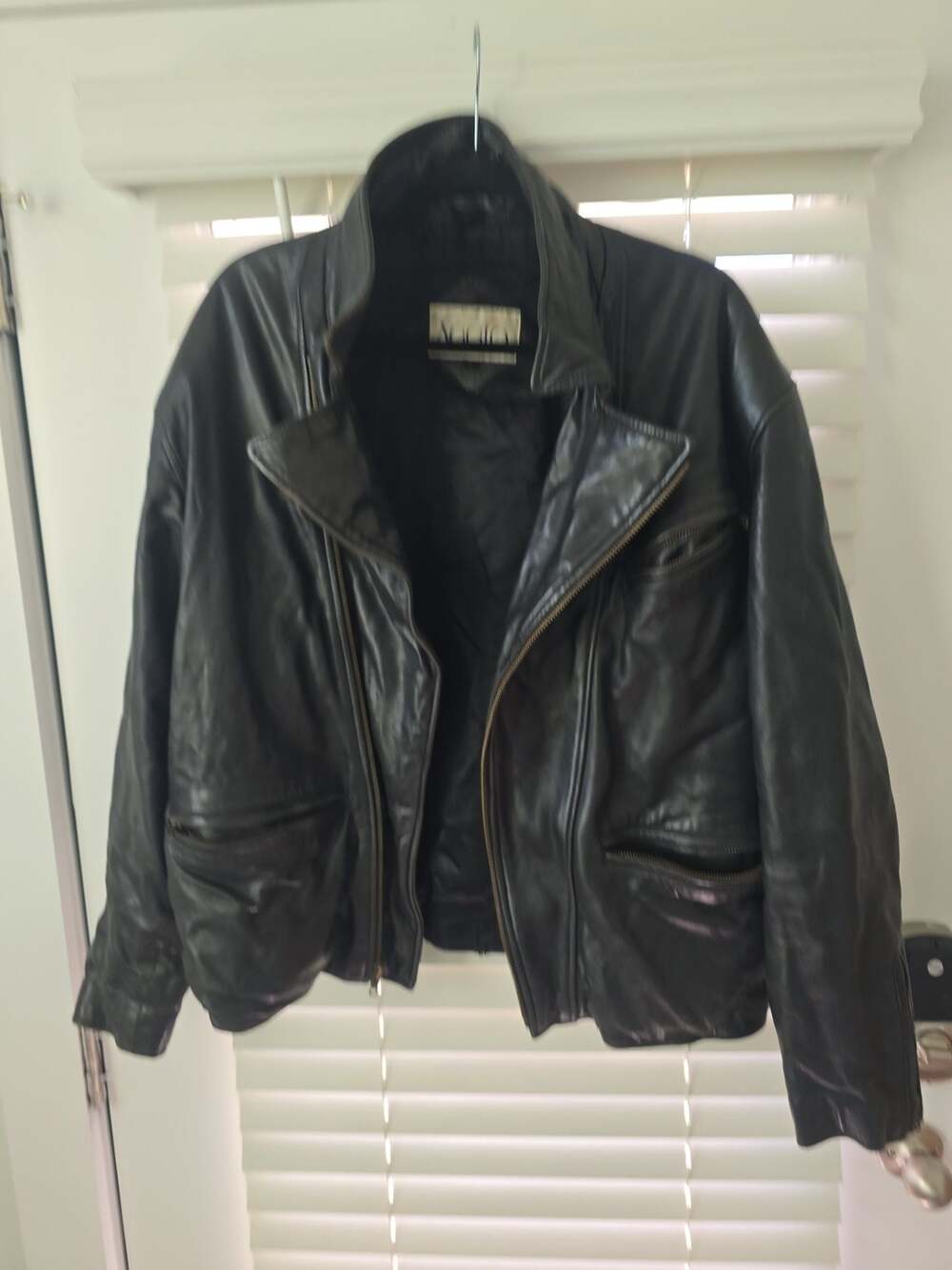 Aggio Vintage Men's Black Leather Motorcycle Biker Jacket